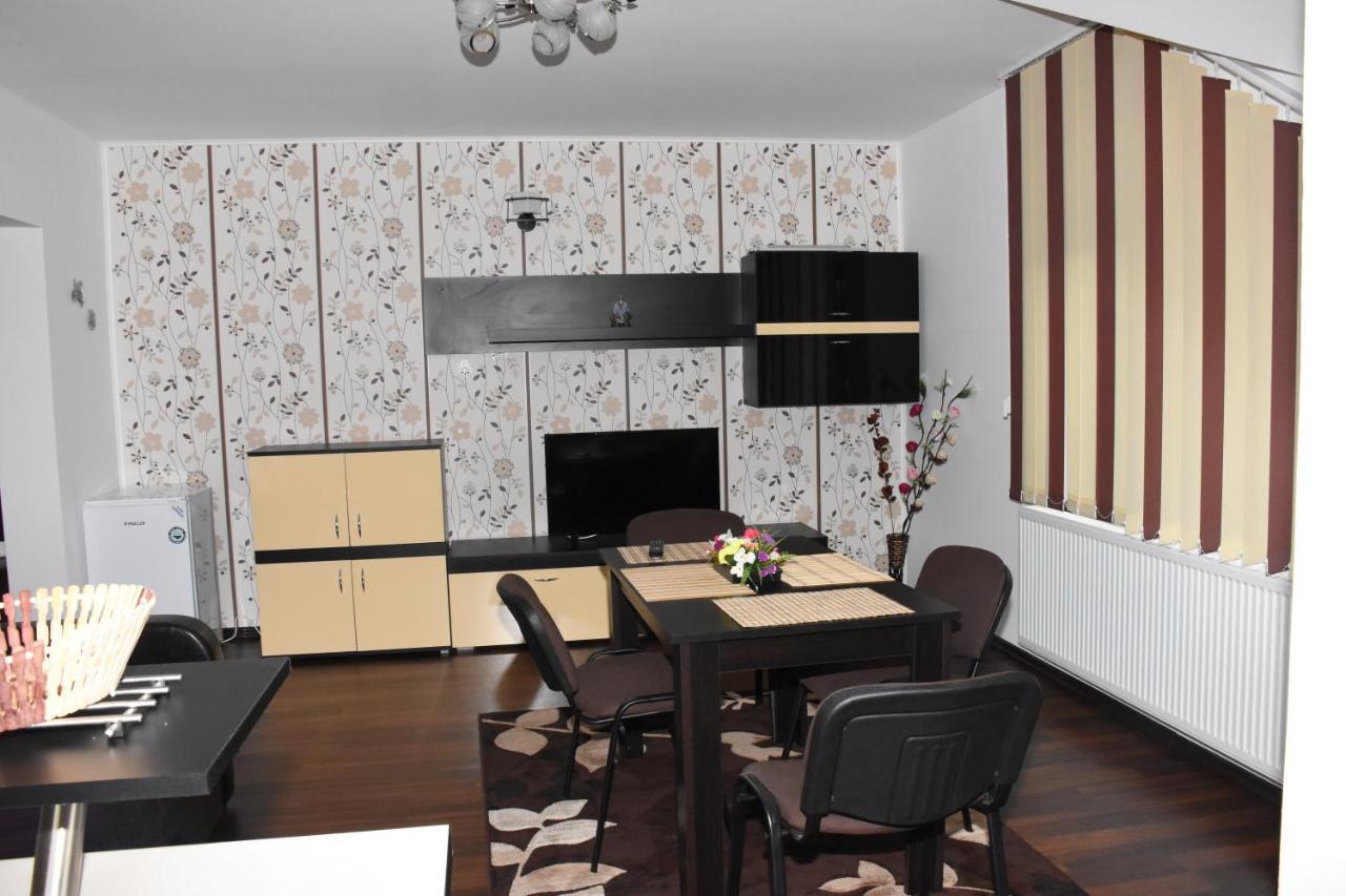 Hotel Apartament ELDYA comfort&suites Predeal Exterior foto